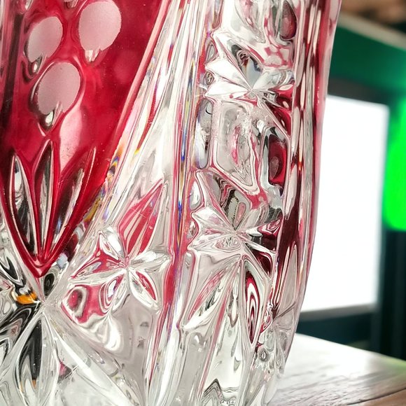 Anna Hutte Crystal Flower Vase Cranberry Red- Cut to-Clear Bleikristall Crystal - Picture 5 of 13